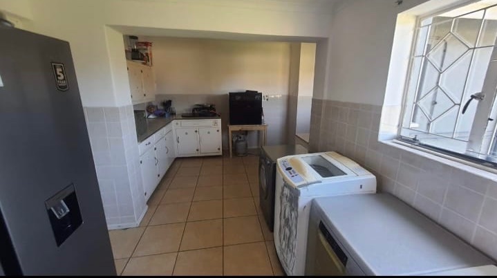 3 Bedroom Property for Sale in Kabega Park Eastern Cape